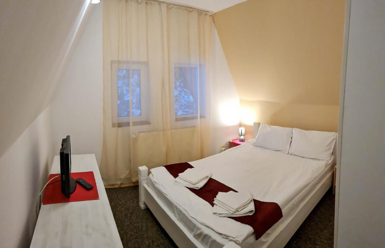 Pensiunea Happy Inn Ватра Дорней Екстериор снимка