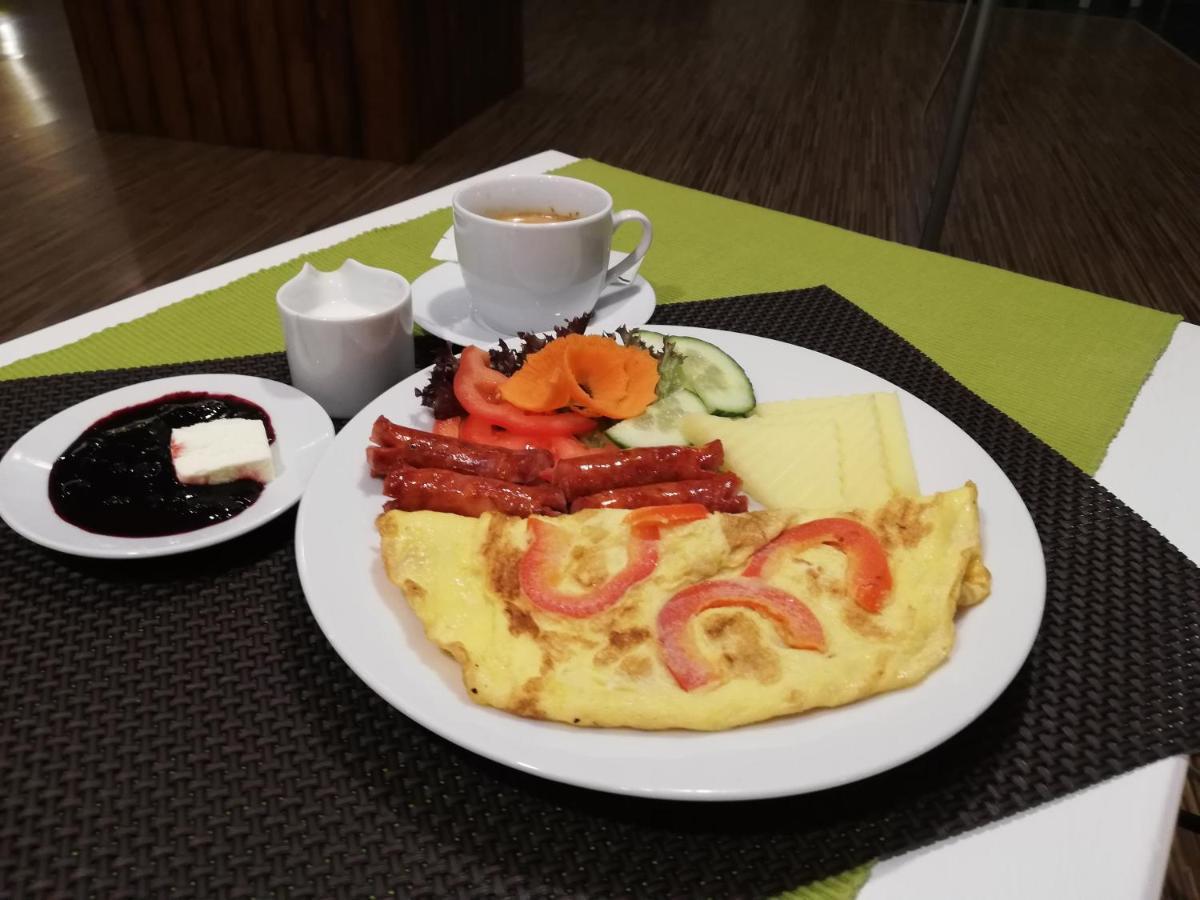 Pensiunea Happy Inn Ватра Дорней Екстериор снимка